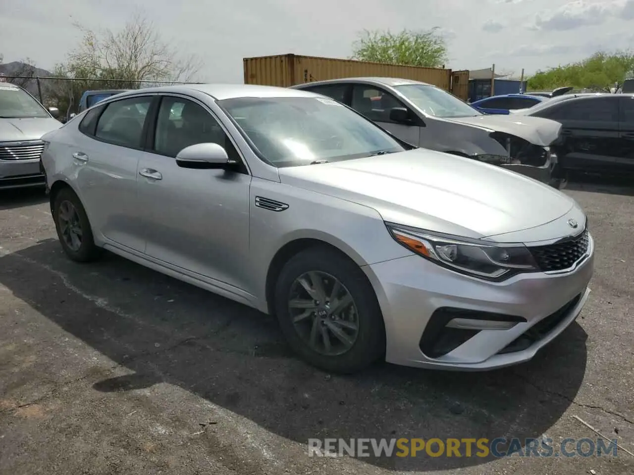 4 Photograph of a damaged car 5XXGT4L31LG450276 KIA OPTIMA 2020