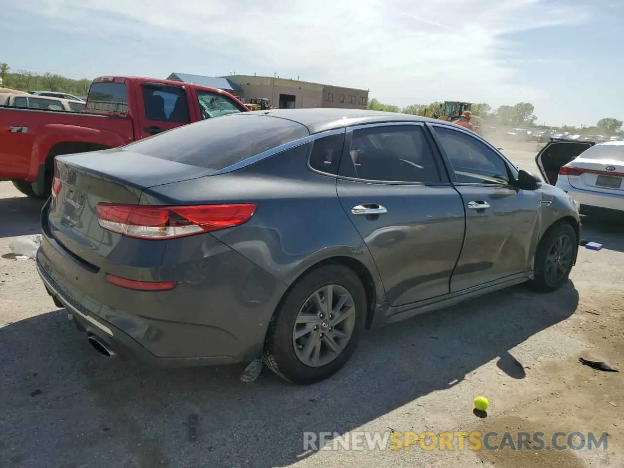 3 Photograph of a damaged car 5XXGT4L32LG388323 KIA OPTIMA 2020