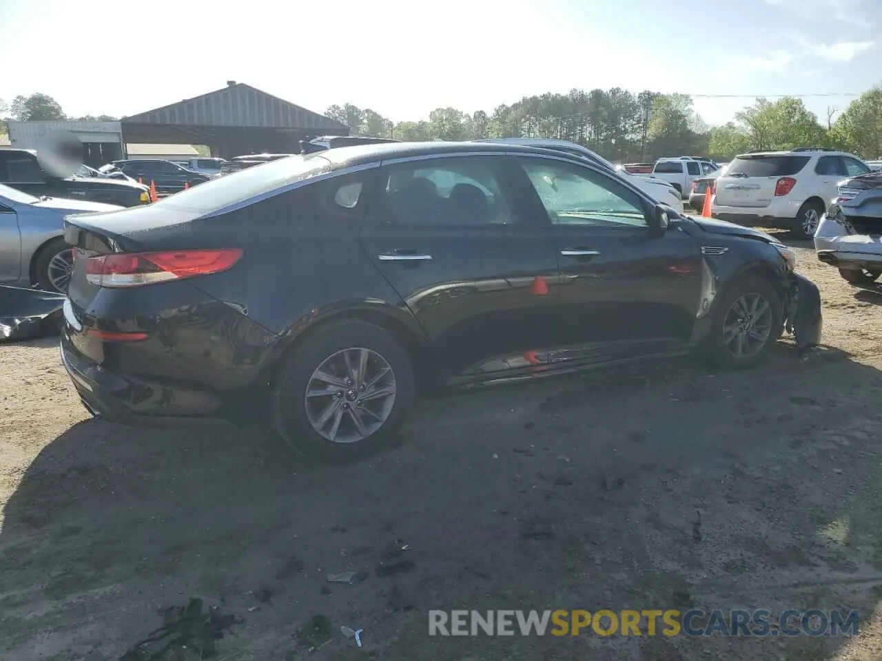 3 Фотография поврежденного автомобиля 5XXGT4L32LG391223 KIA OPTIMA 2020