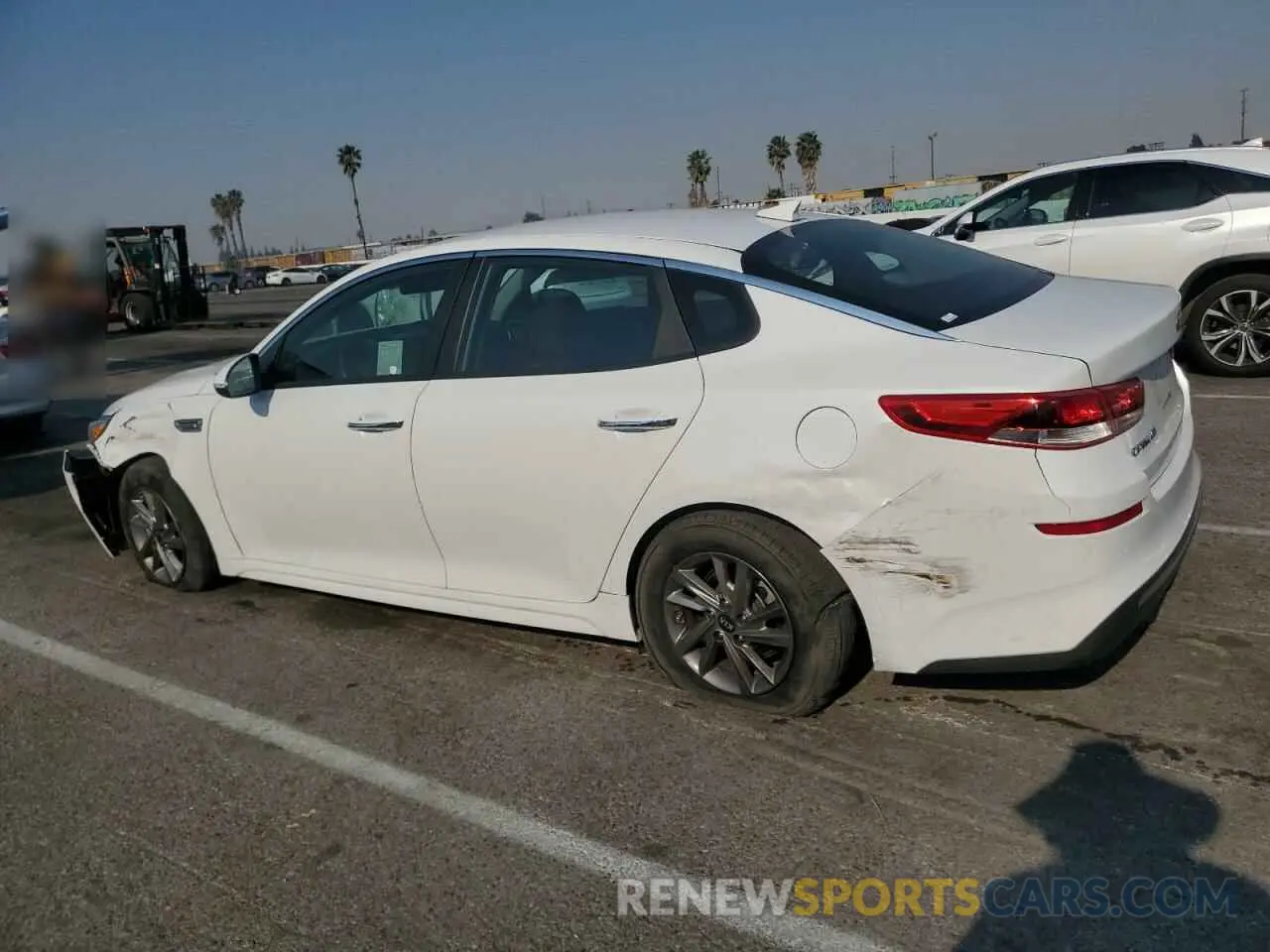 2 Фотография поврежденного автомобиля 5XXGT4L32LG392131 KIA OPTIMA 2020