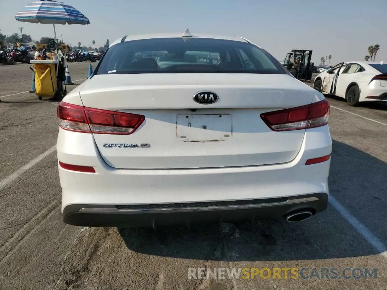 6 Фотография поврежденного автомобиля 5XXGT4L32LG392131 KIA OPTIMA 2020