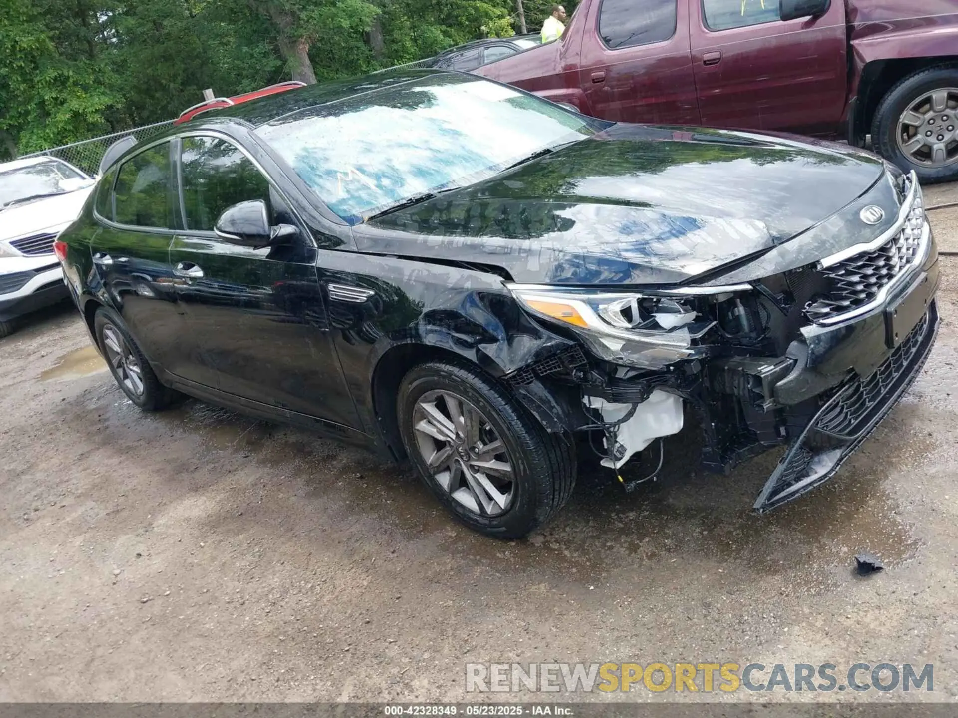 1 Photograph of a damaged car 5XXGT4L32LG398947 KIA OPTIMA 2020