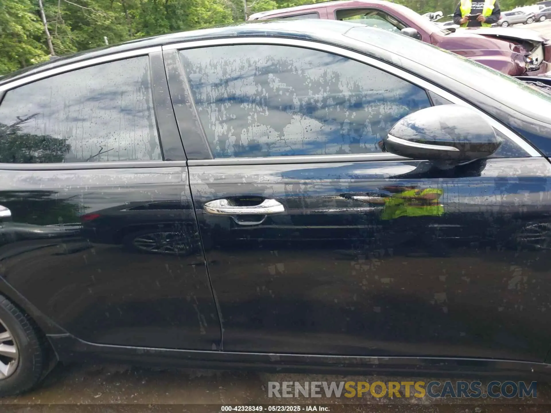 13 Photograph of a damaged car 5XXGT4L32LG398947 KIA OPTIMA 2020