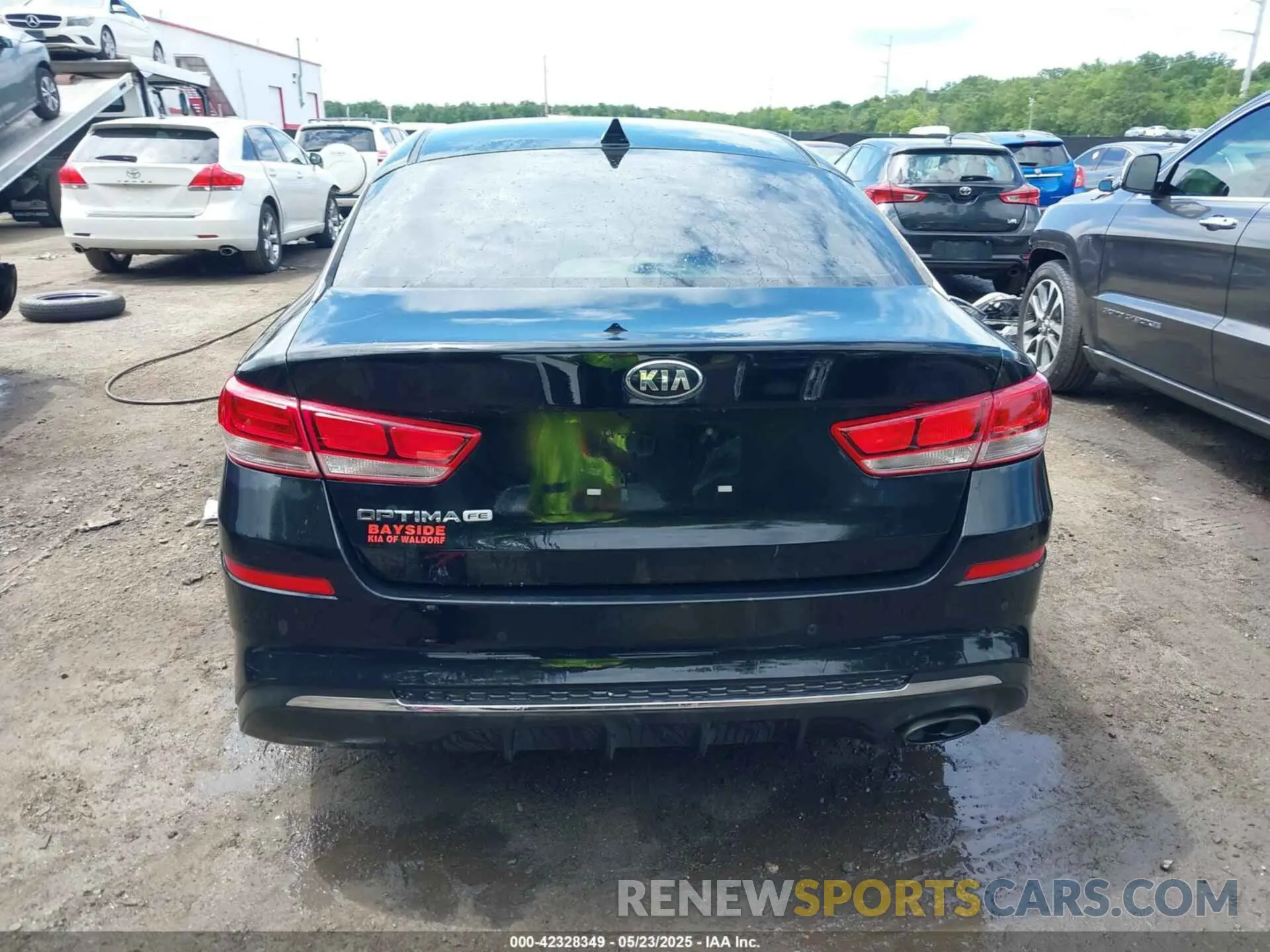 16 Photograph of a damaged car 5XXGT4L32LG398947 KIA OPTIMA 2020