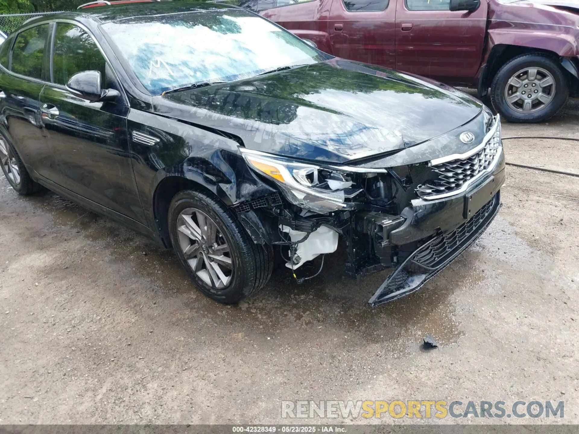 6 Photograph of a damaged car 5XXGT4L32LG398947 KIA OPTIMA 2020