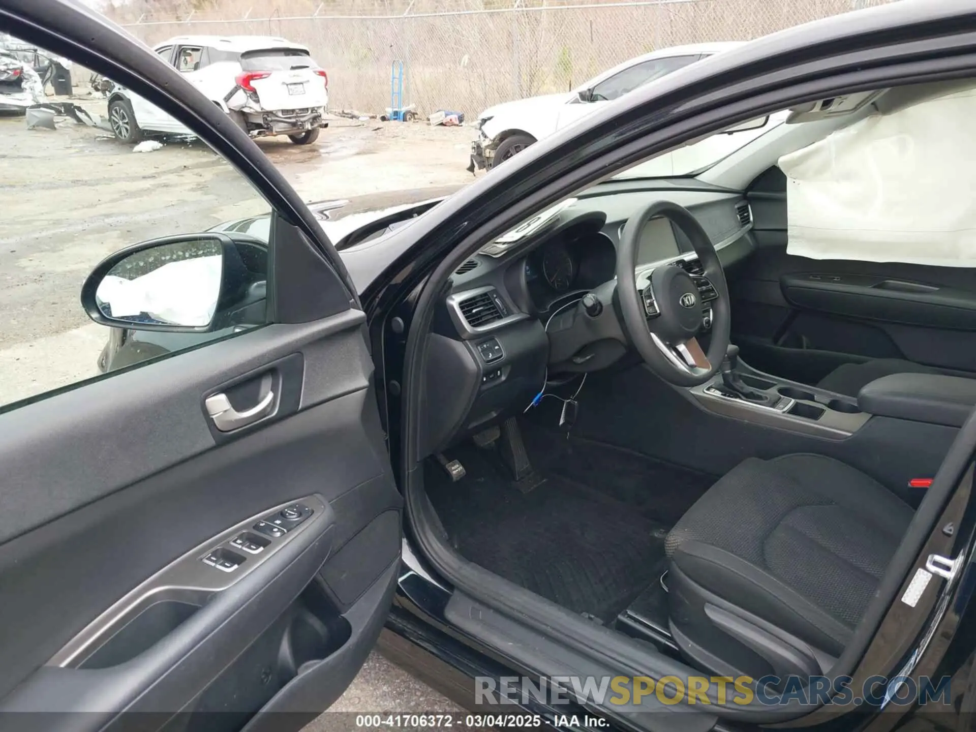 5 Фотография поврежденного автомобиля 5XXGT4L32LG415746 KIA OPTIMA 2020