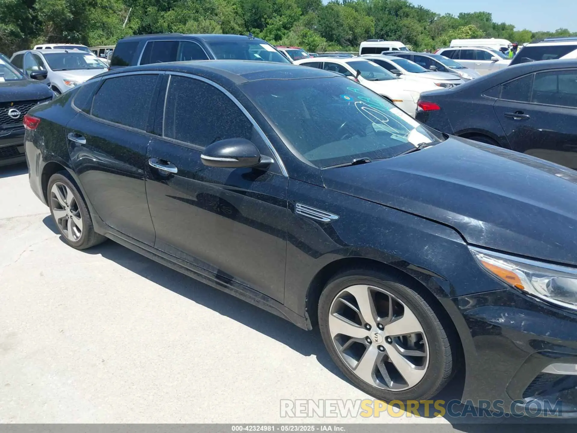 12 Фотография поврежденного автомобиля 5XXGT4L32LG417934 KIA OPTIMA 2020