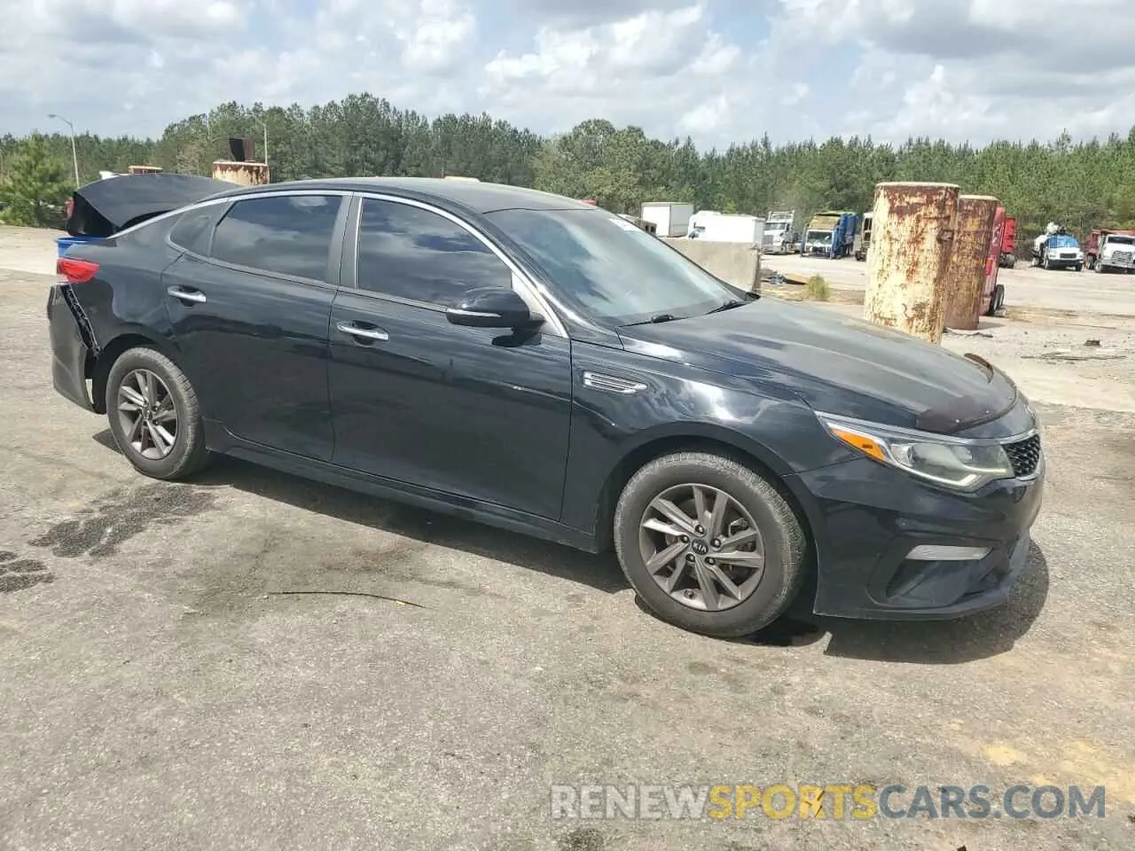 4 Photograph of a damaged car 5XXGT4L32LG420977 KIA OPTIMA 2020
