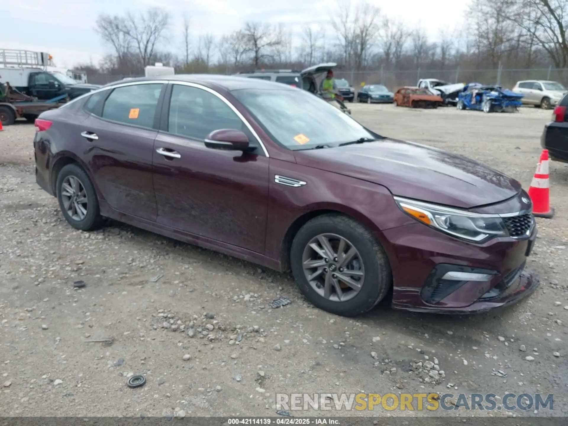 1 Фотография поврежденного автомобиля 5XXGT4L32LG423586 KIA OPTIMA 2020