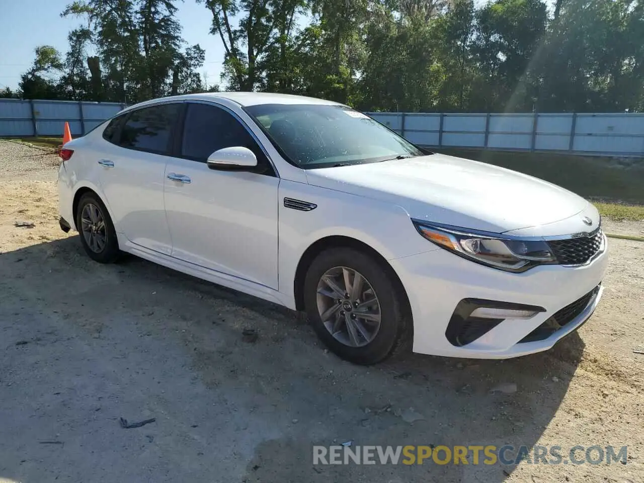 4 Фотография поврежденного автомобиля 5XXGT4L32LG425080 KIA OPTIMA 2020