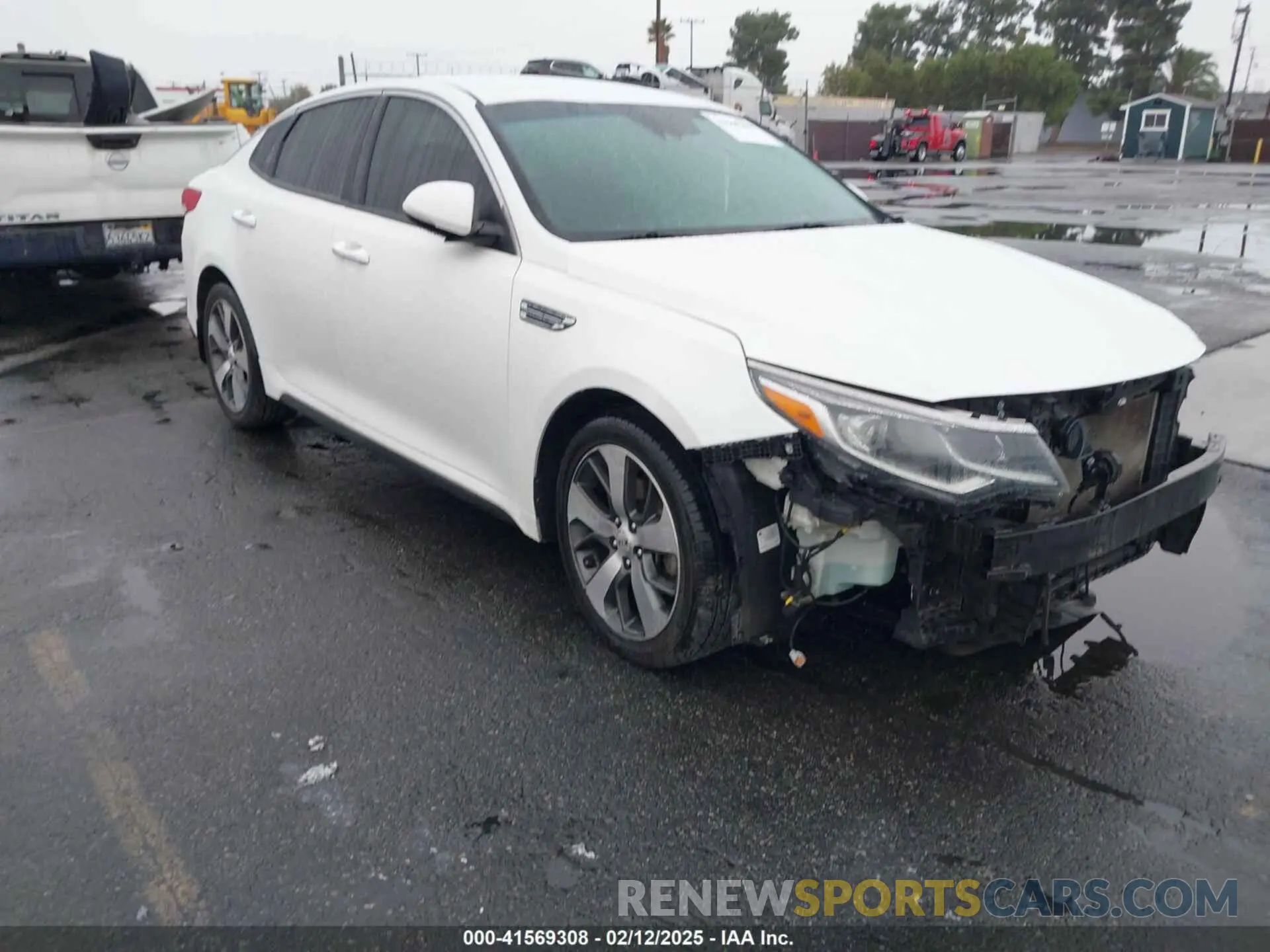 1 Photograph of a damaged car 5XXGT4L32LG426259 KIA OPTIMA 2020