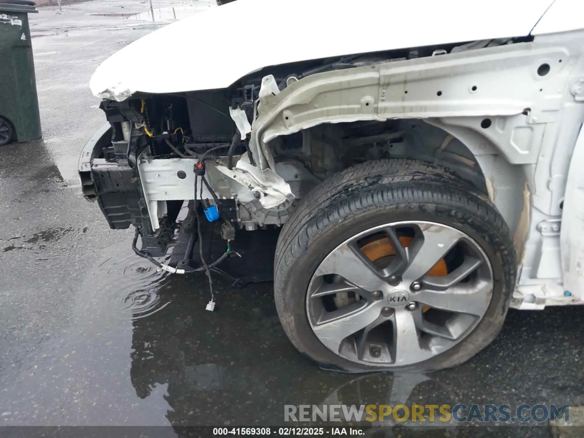 6 Photograph of a damaged car 5XXGT4L32LG426259 KIA OPTIMA 2020