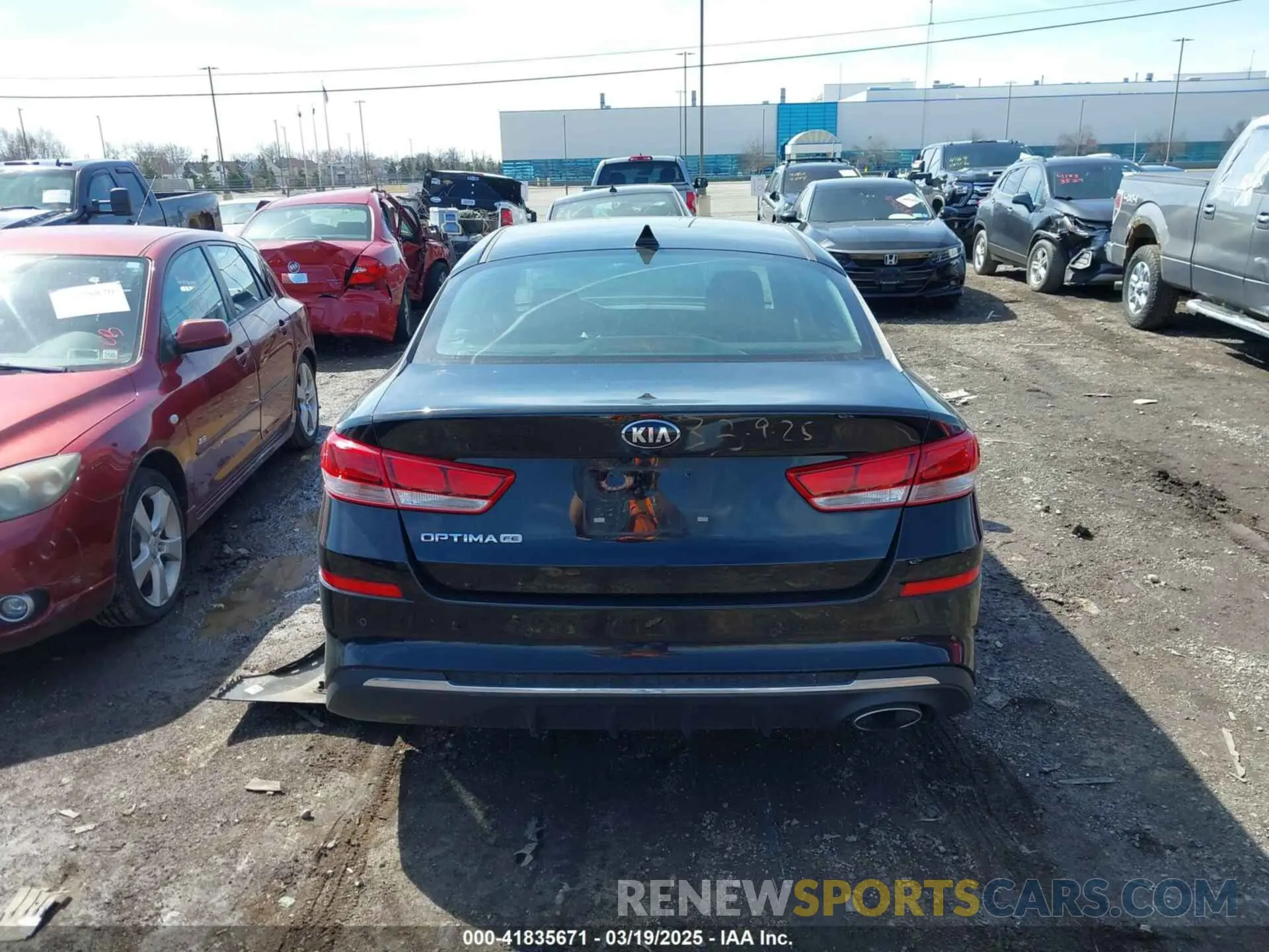 15 Photograph of a damaged car 5XXGT4L32LG430599 KIA OPTIMA 2020