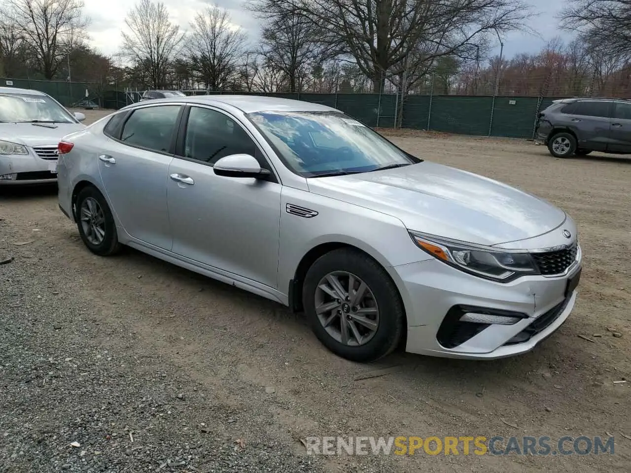 4 Photograph of a damaged car 5XXGT4L32LG449718 KIA OPTIMA 2020