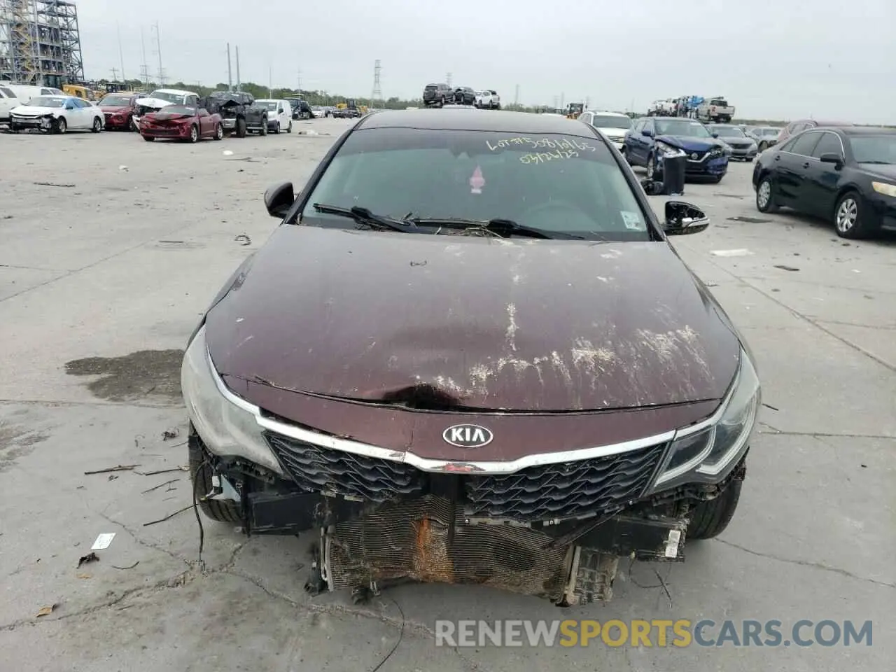 5 Photograph of a damaged car 5XXGT4L33LG385334 KIA OPTIMA 2020