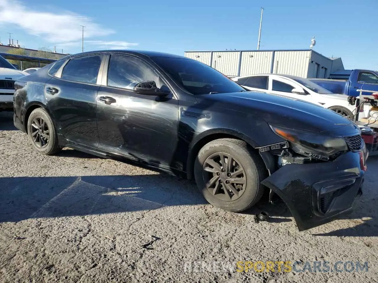 4 Photograph of a damaged car 5XXGT4L33LG398732 KIA OPTIMA 2020