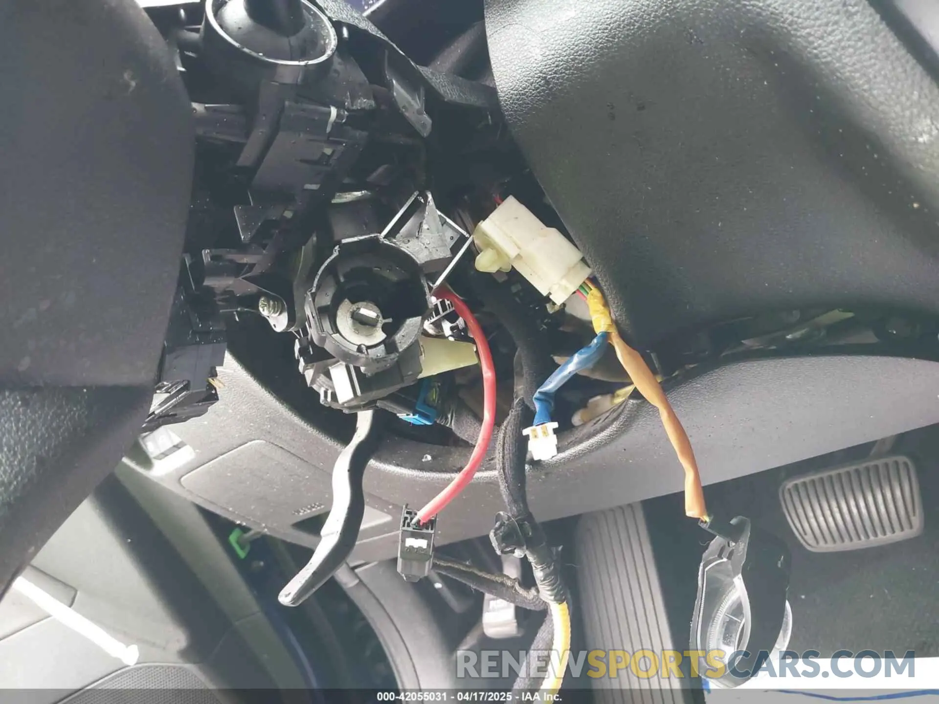 11 Photograph of a damaged car 5XXGT4L33LG409003 KIA OPTIMA 2020