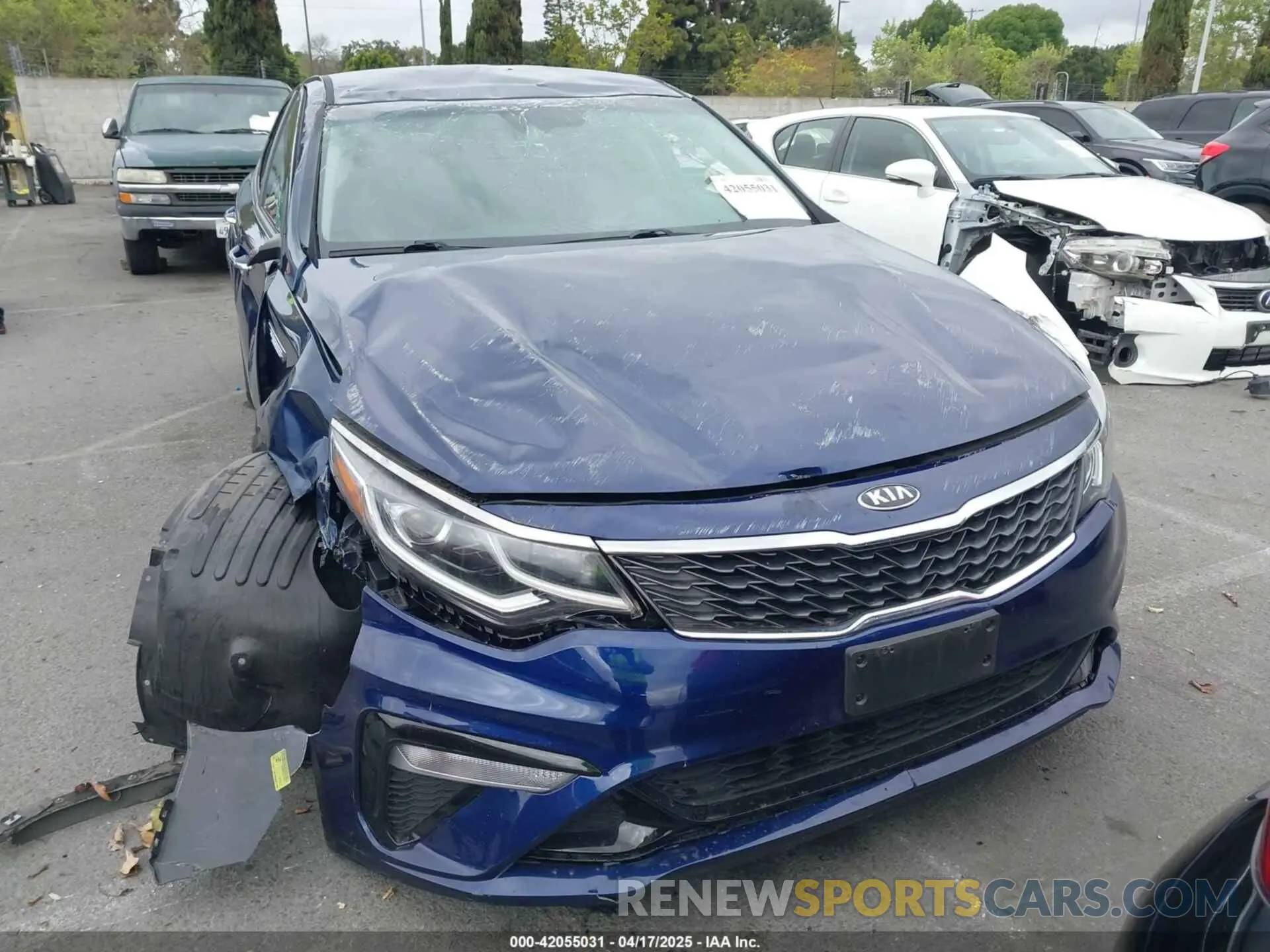 13 Photograph of a damaged car 5XXGT4L33LG409003 KIA OPTIMA 2020