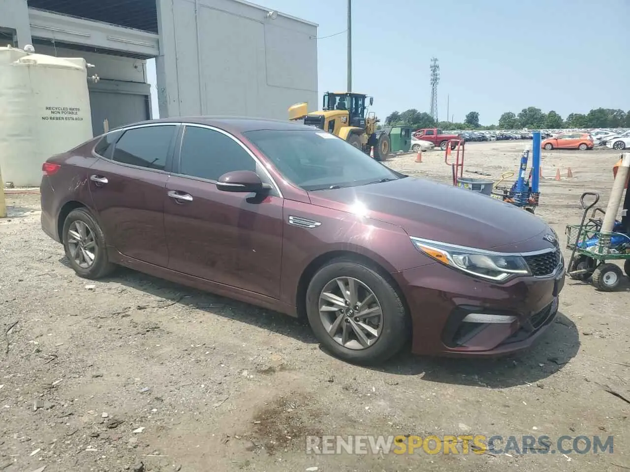 4 Photograph of a damaged car 5XXGT4L33LG415593 KIA OPTIMA 2020