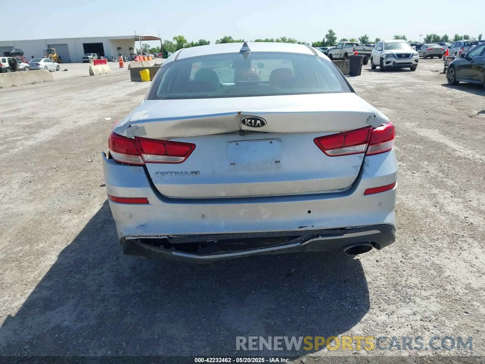 16 Фотография поврежденного автомобиля 5XXGT4L33LG423208 KIA OPTIMA 2020