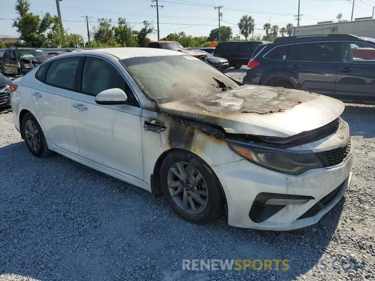 4 Photograph of a damaged car 5XXGT4L33LG442261 KIA OPTIMA 2020