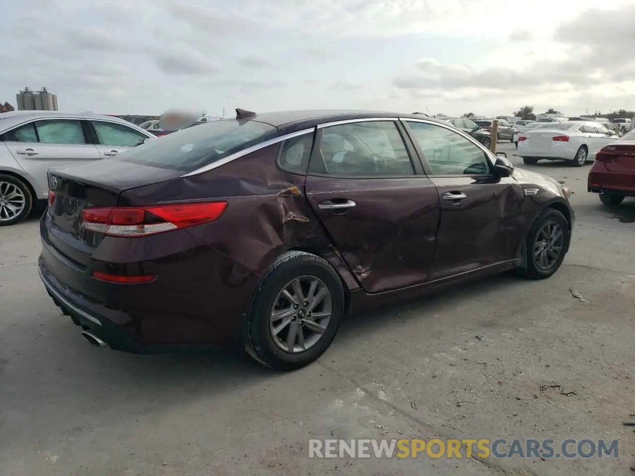 3 Фотография поврежденного автомобиля 5XXGT4L33LG447041 KIA OPTIMA 2020