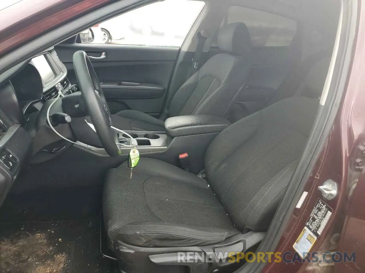 7 Photograph of a damaged car 5XXGT4L34LG429132 KIA OPTIMA 2020