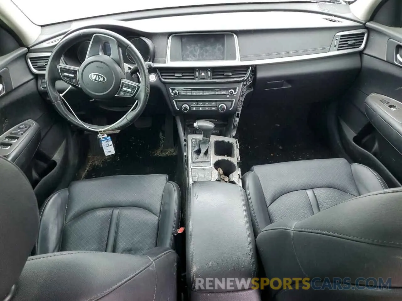 8 Фотография поврежденного автомобиля 5XXGT4L34LG447968 KIA OPTIMA 2020