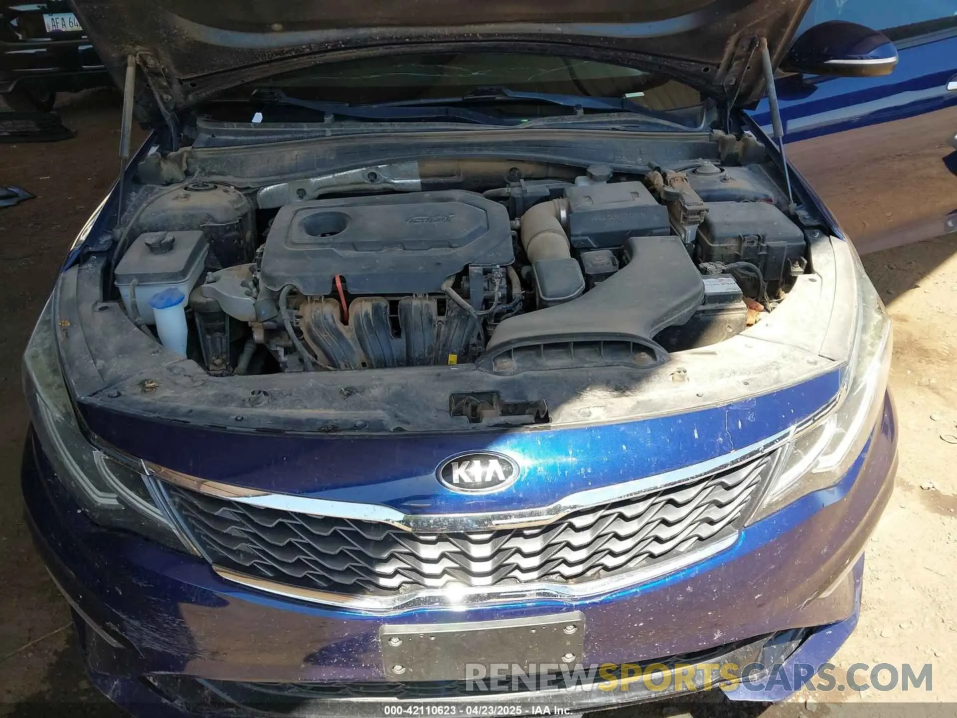 10 Фотография поврежденного автомобиля 5XXGT4L35LG386713 KIA OPTIMA 2020