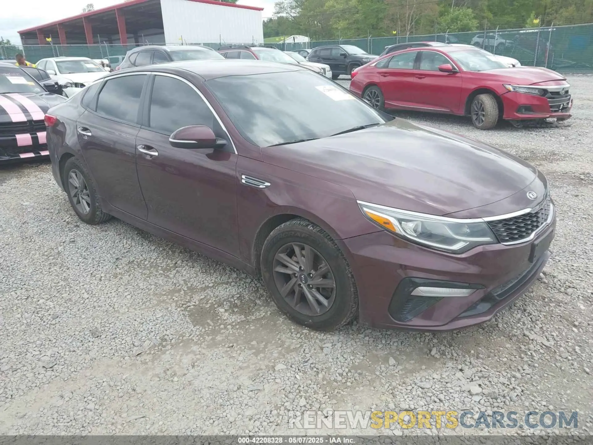 1 Photograph of a damaged car 5XXGT4L35LG393628 KIA OPTIMA 2020