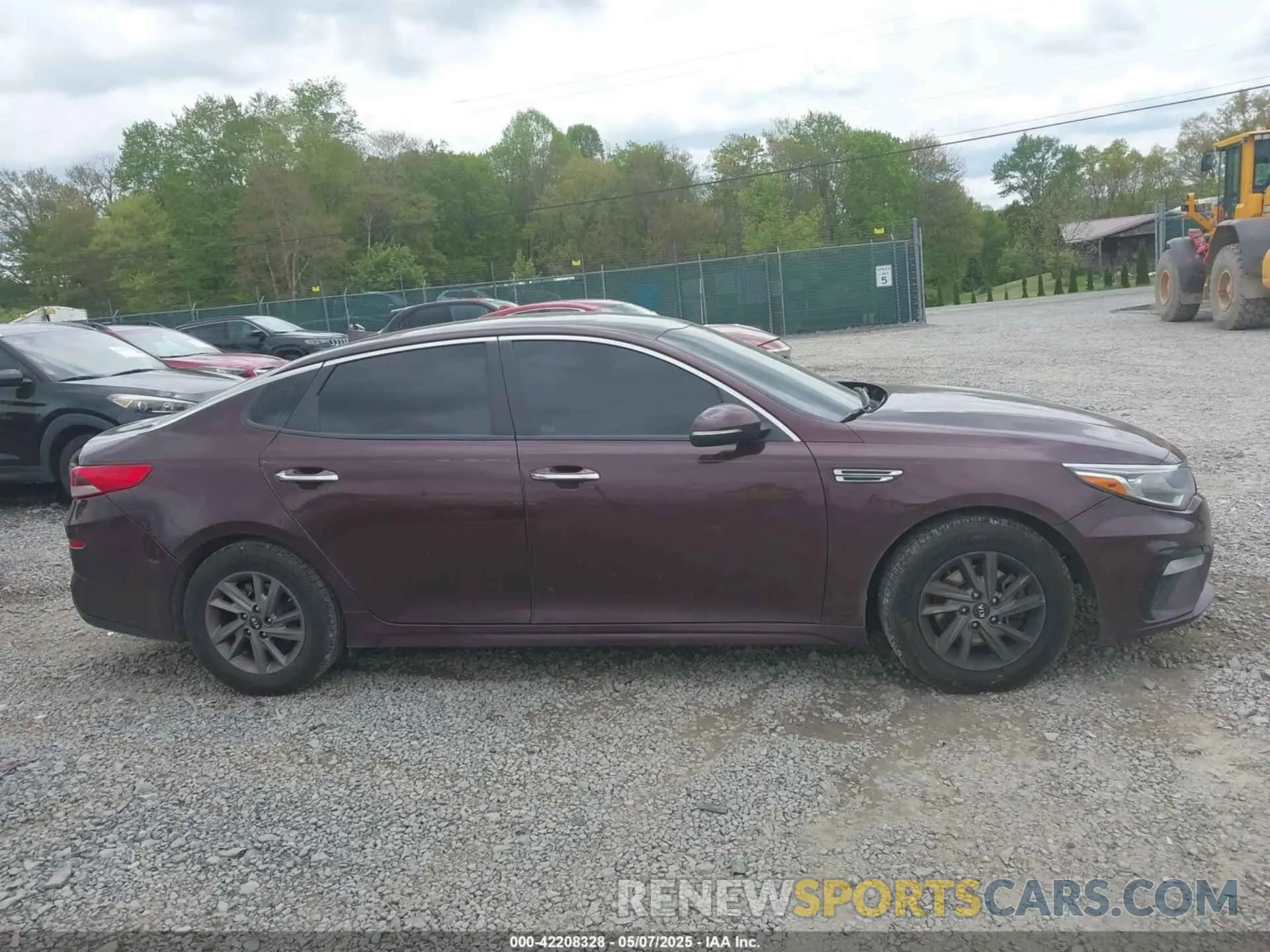 13 Photograph of a damaged car 5XXGT4L35LG393628 KIA OPTIMA 2020