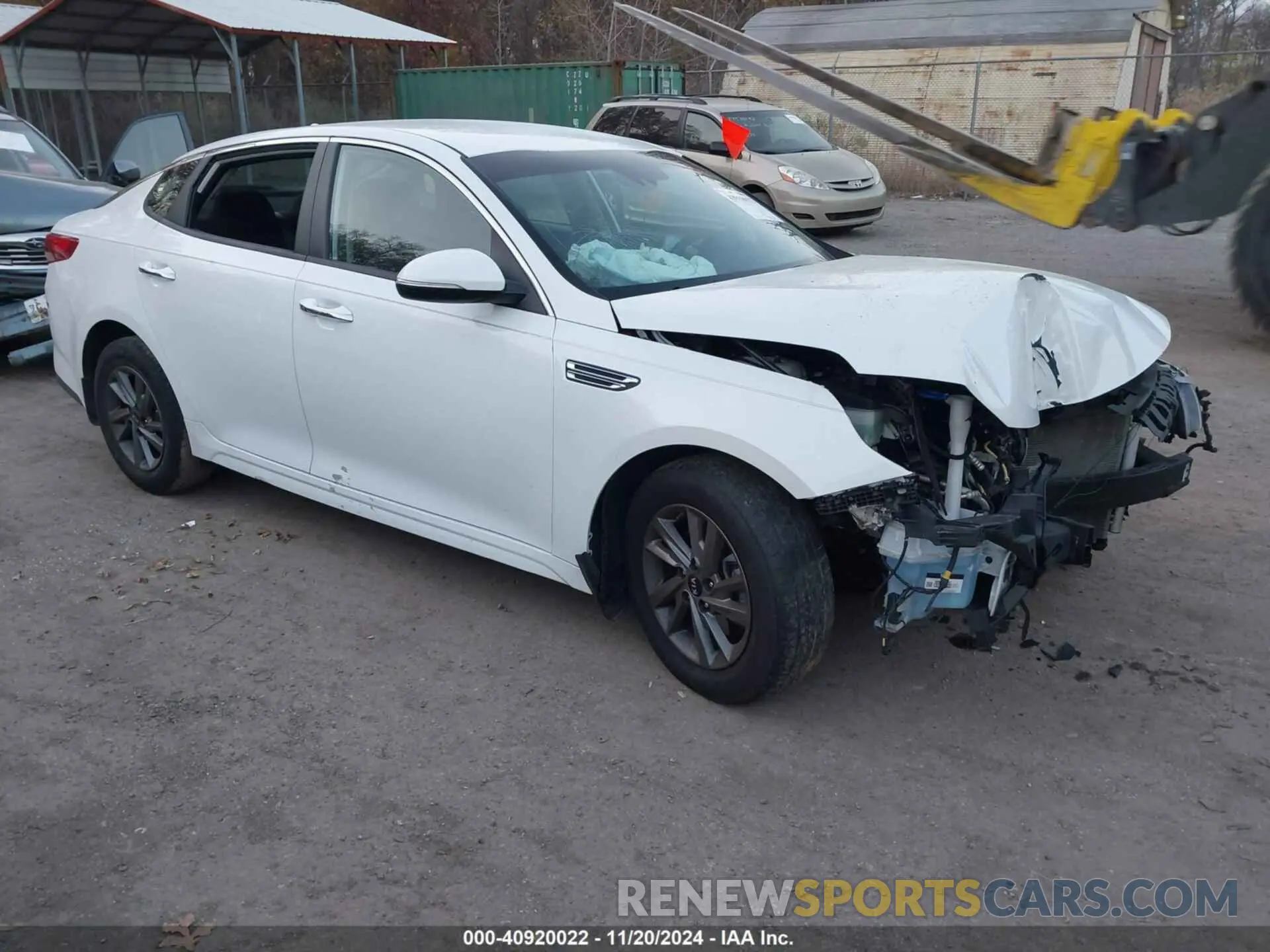 1 Photograph of a damaged car 5XXGT4L35LG402764 KIA OPTIMA 2020