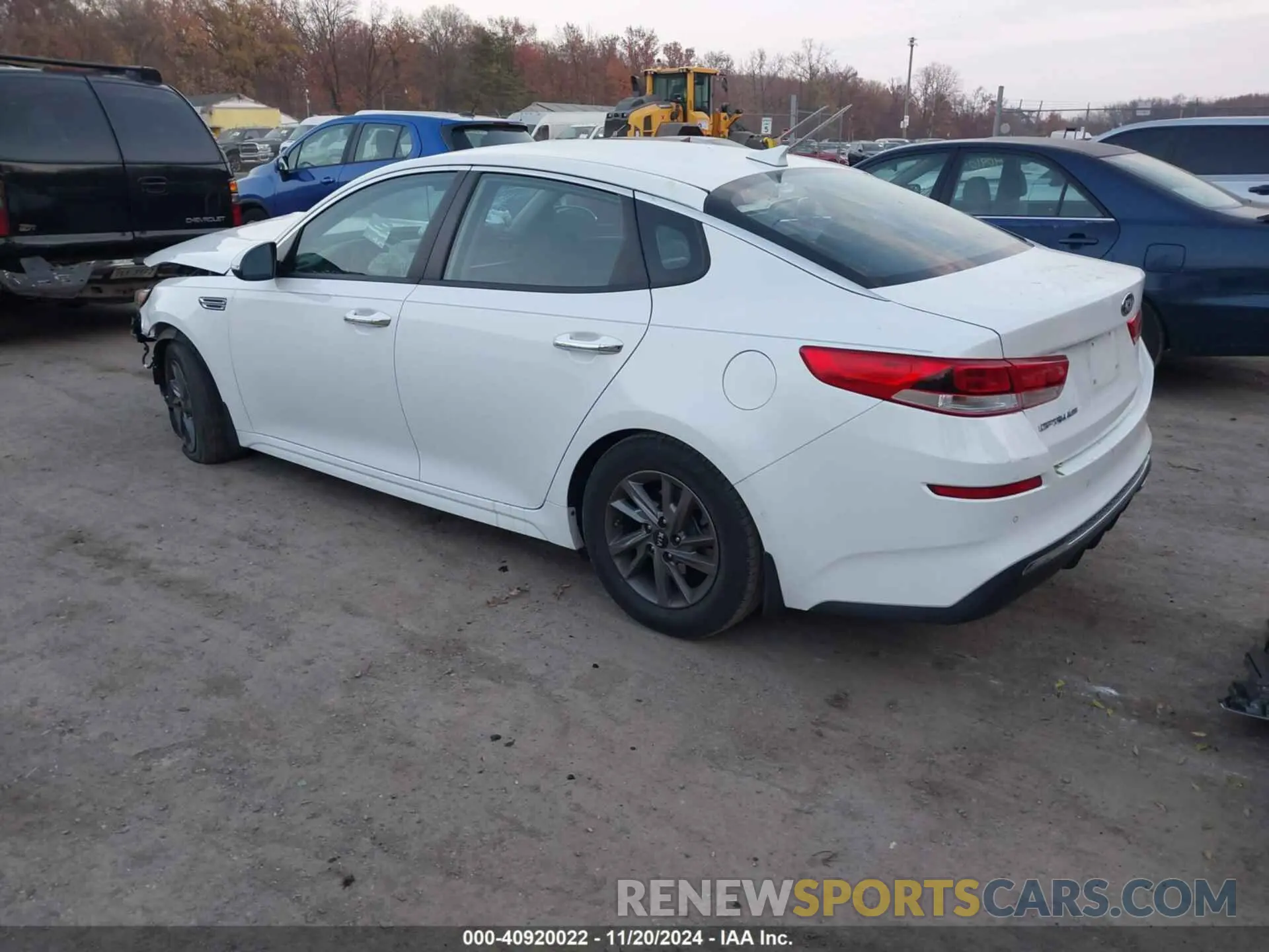 3 Photograph of a damaged car 5XXGT4L35LG402764 KIA OPTIMA 2020