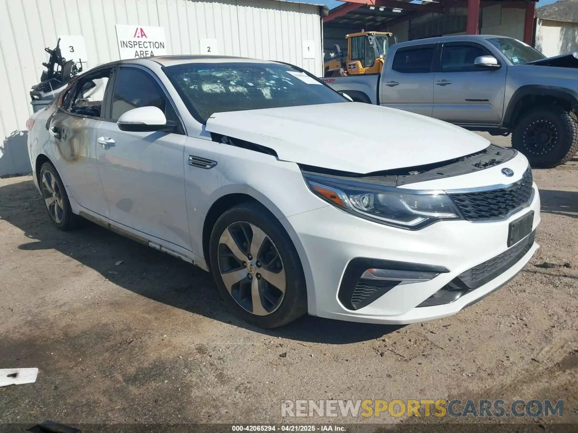 1 Фотография поврежденного автомобиля 5XXGT4L35LG417118 KIA OPTIMA 2020