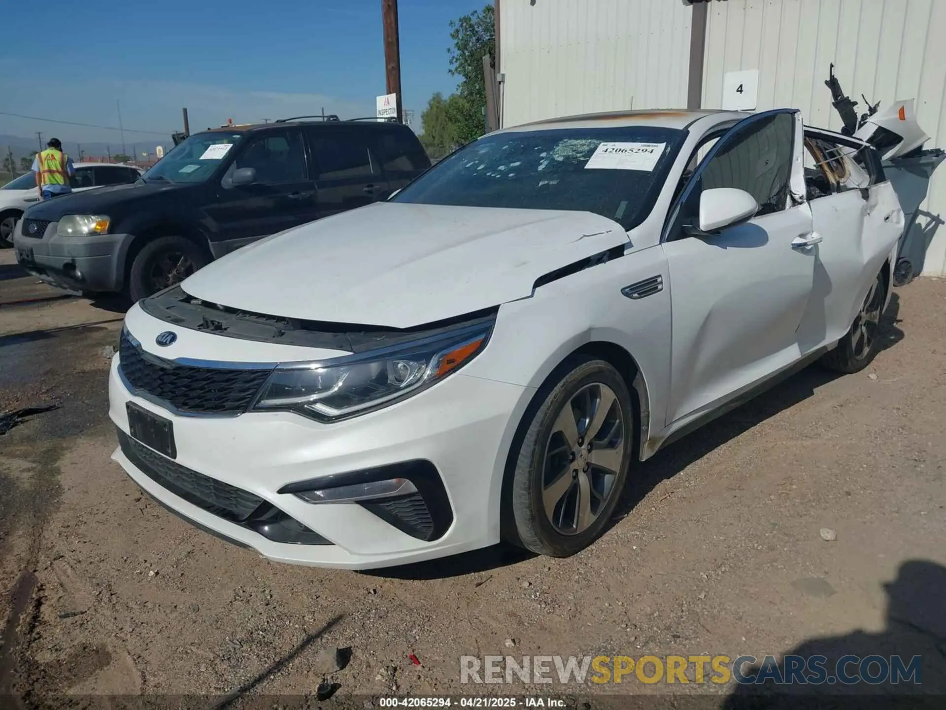 2 Фотография поврежденного автомобиля 5XXGT4L35LG417118 KIA OPTIMA 2020