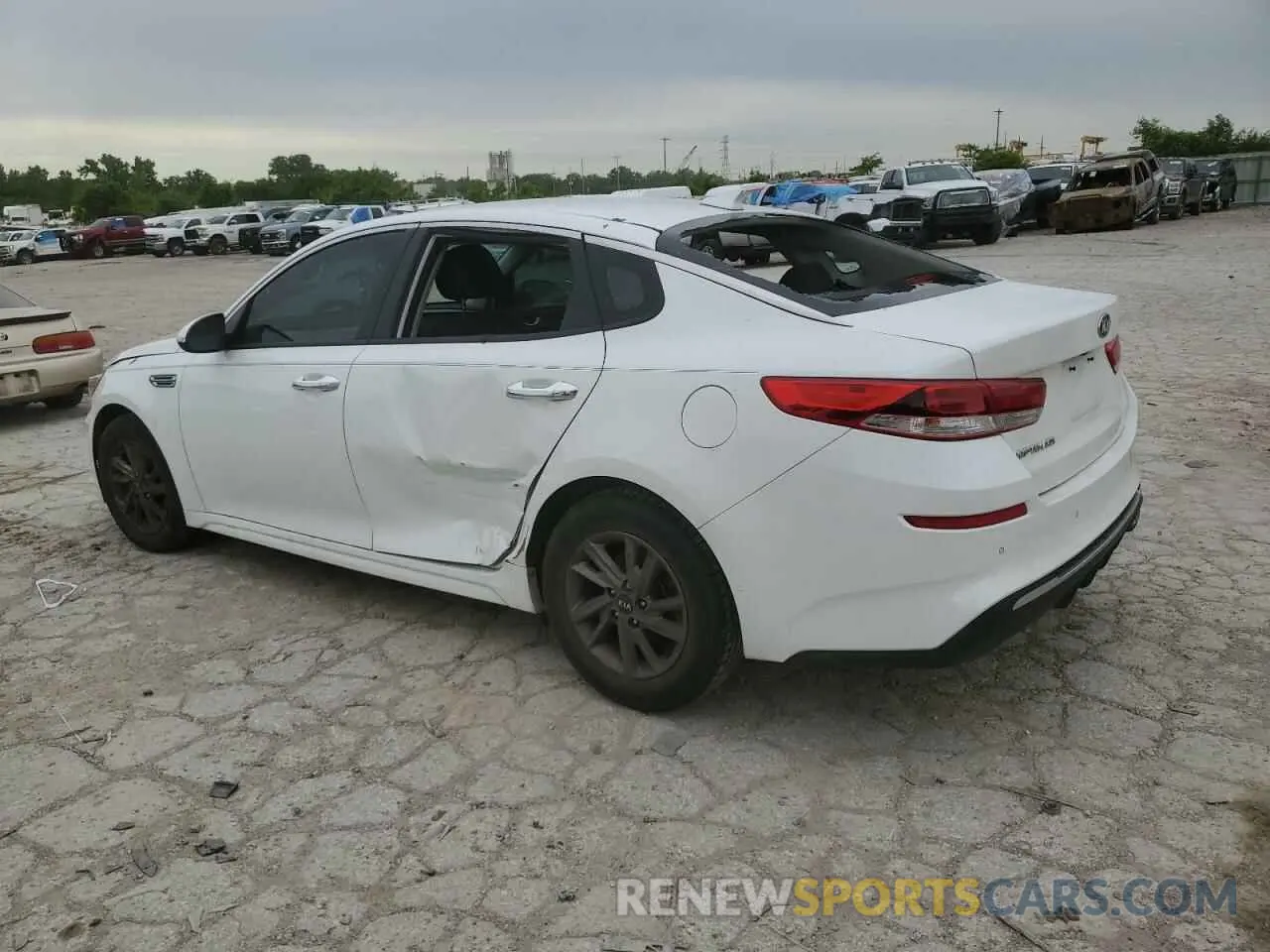 2 Photograph of a damaged car 5XXGT4L35LG440141 KIA OPTIMA 2020
