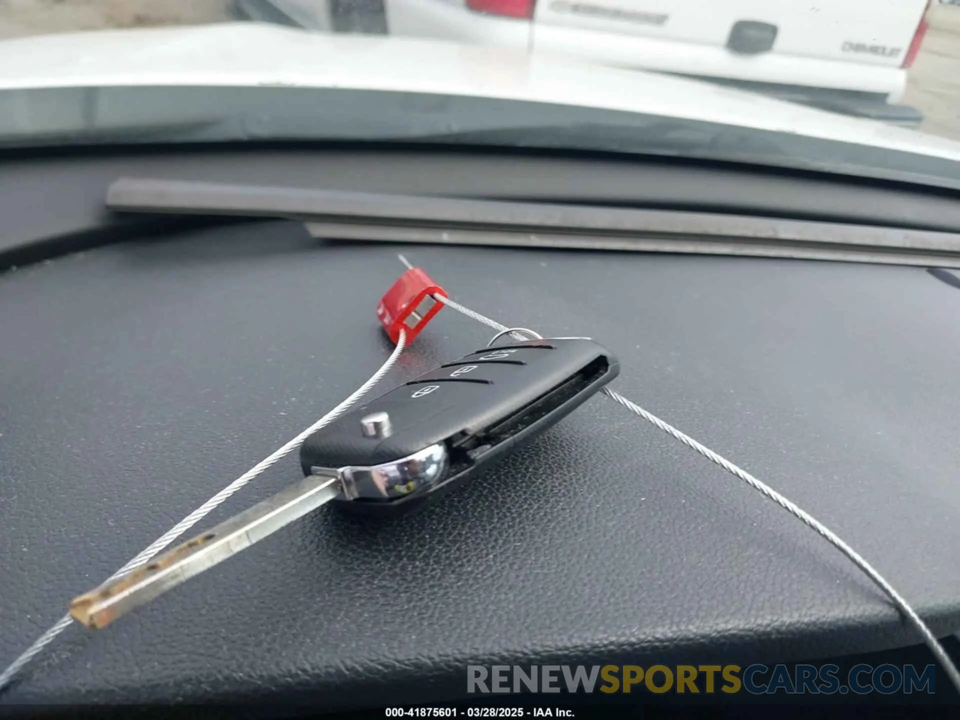 11 Photograph of a damaged car 5XXGT4L36LG388082 KIA OPTIMA 2020