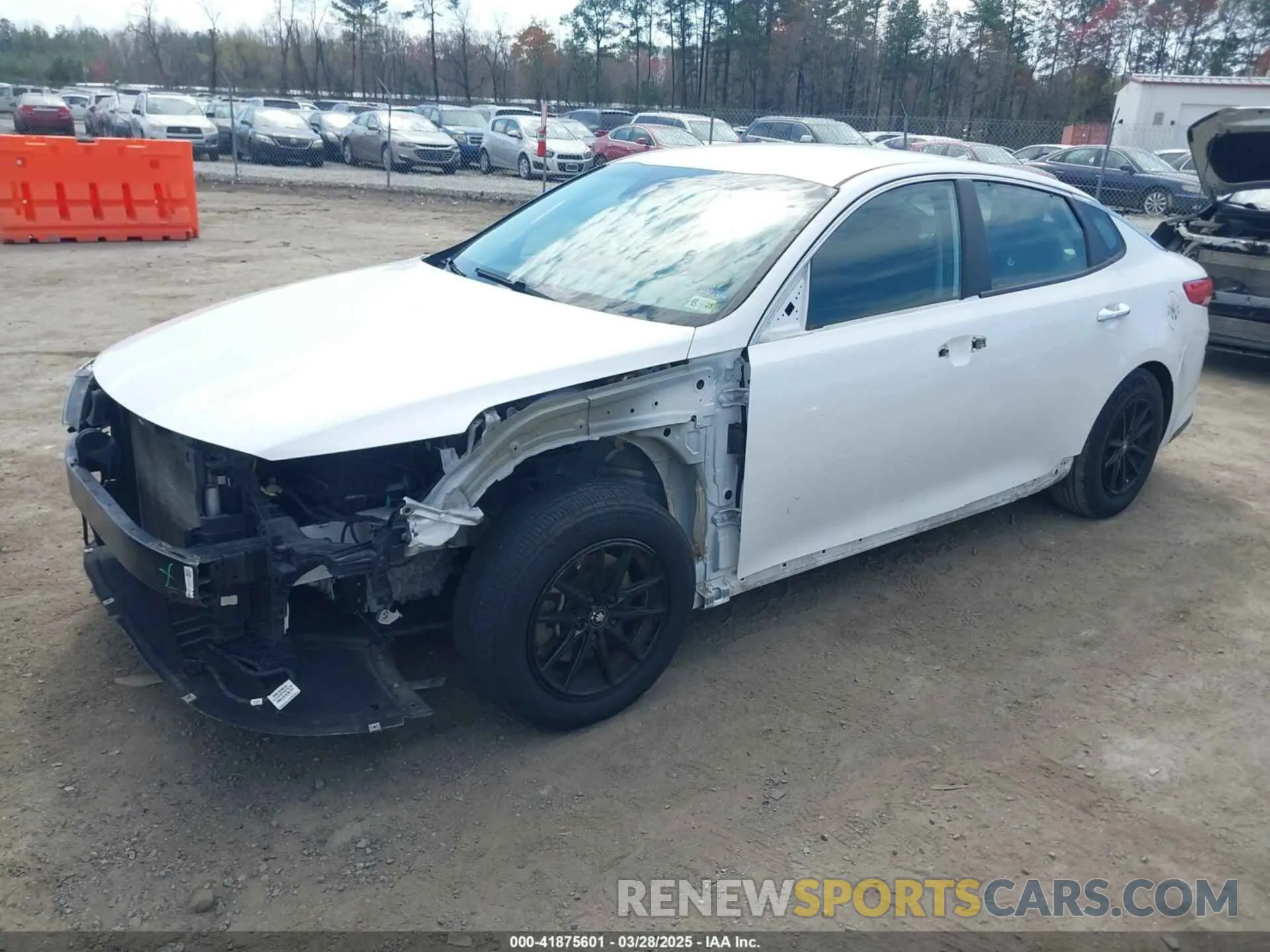 2 Photograph of a damaged car 5XXGT4L36LG388082 KIA OPTIMA 2020