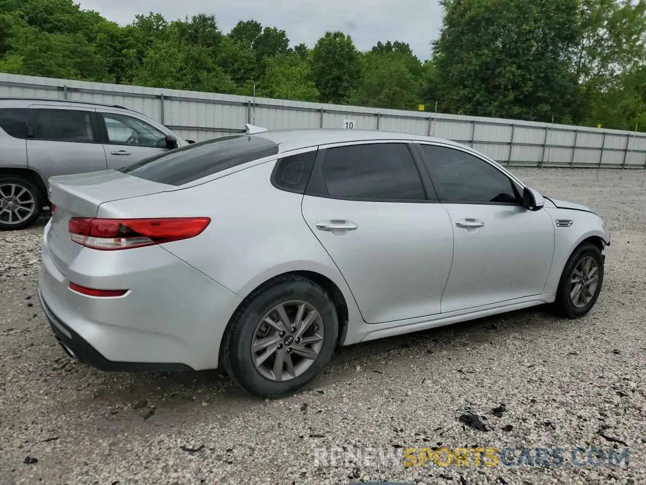 3 Фотография поврежденного автомобиля 5XXGT4L36LG388664 KIA OPTIMA 2020