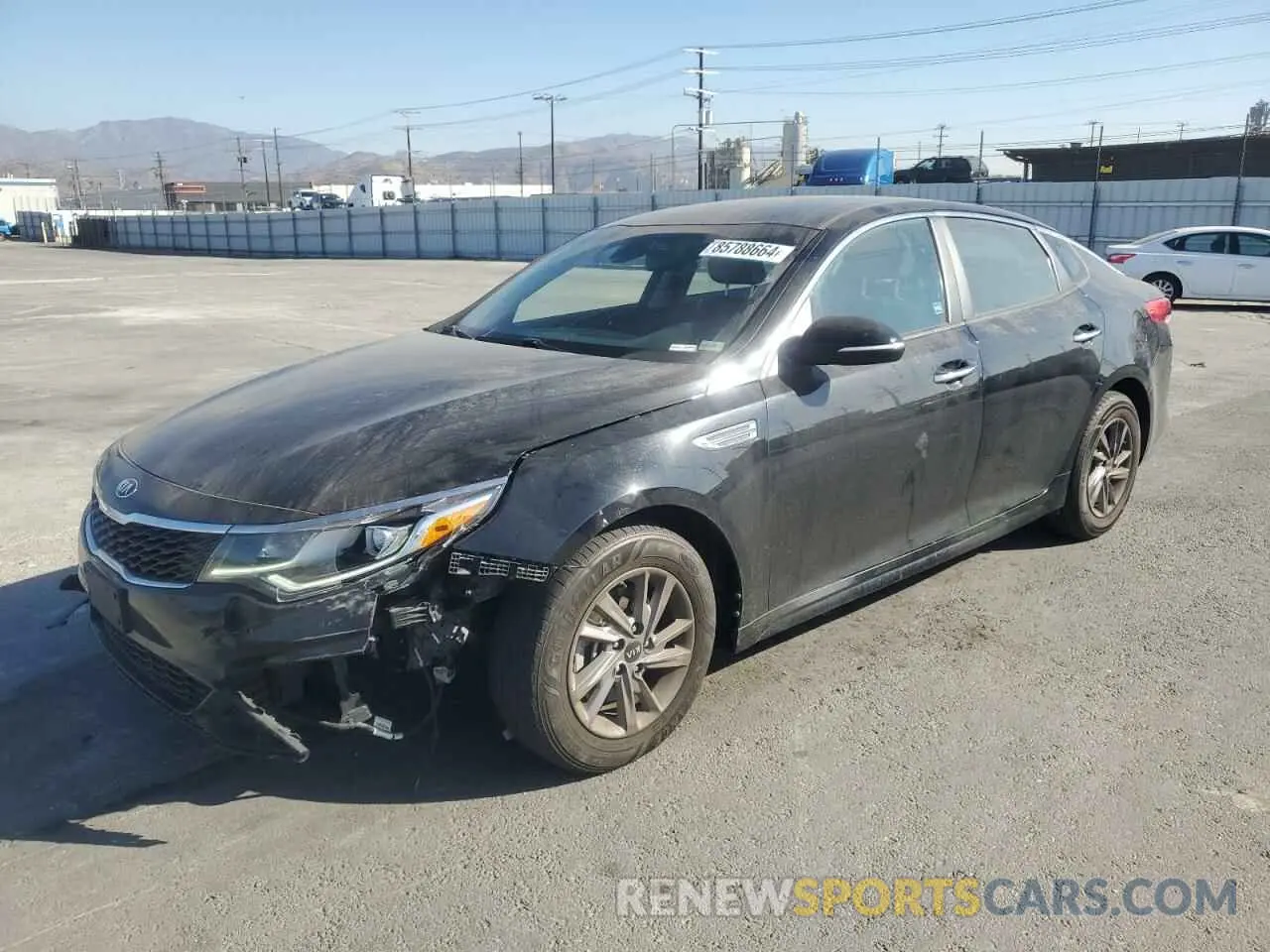 1 Photograph of a damaged car 5XXGT4L36LG425082 KIA OPTIMA 2020