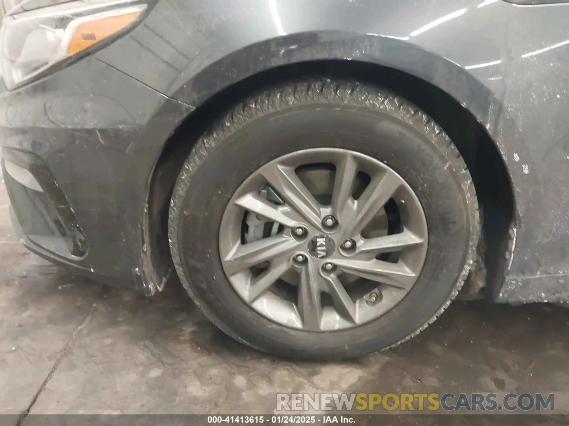 12 Photograph of a damaged car 5XXGT4L36LG439905 KIA OPTIMA 2020