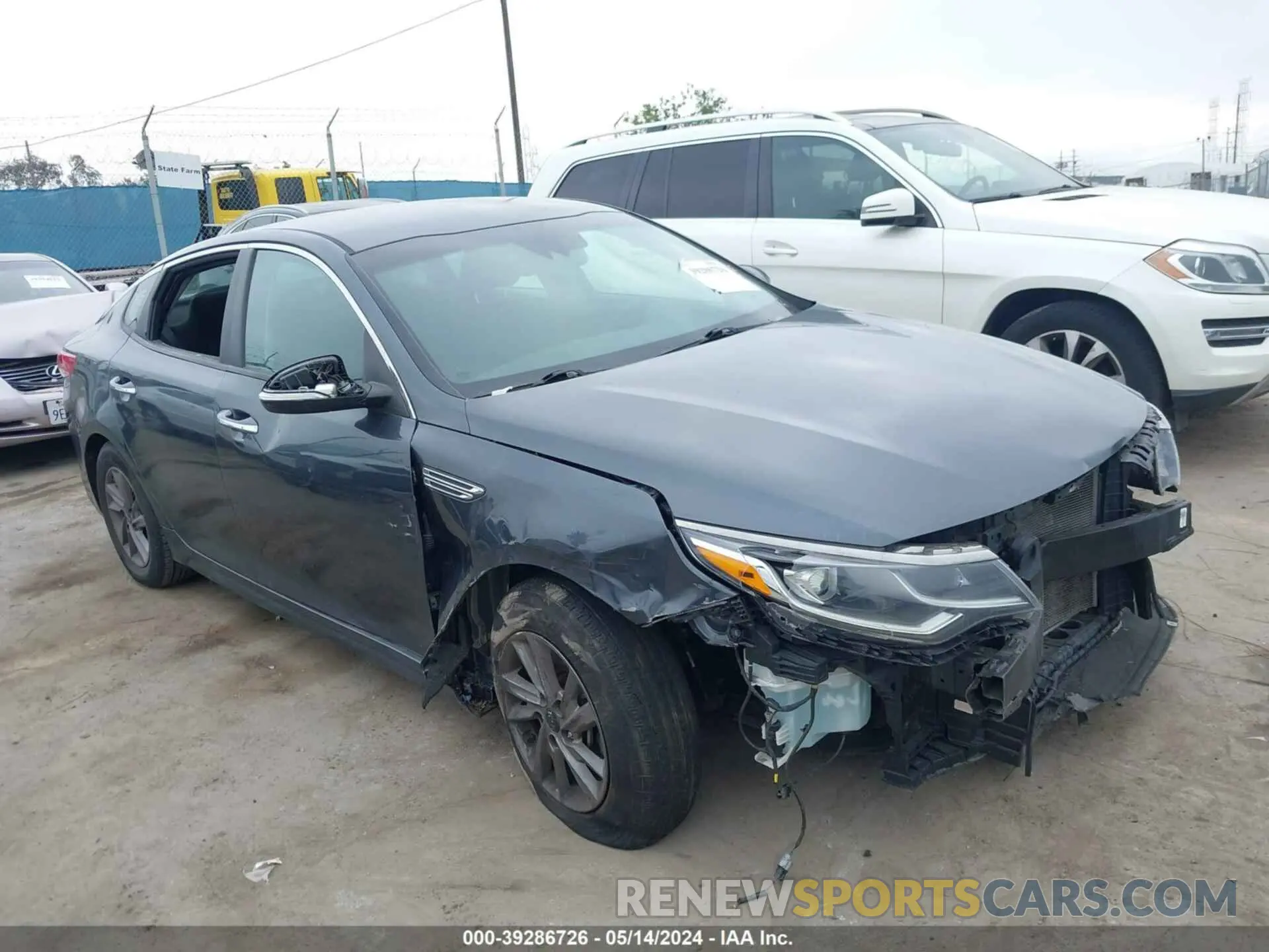 1 Photograph of a damaged car 5XXGT4L37LG389290 KIA OPTIMA 2020