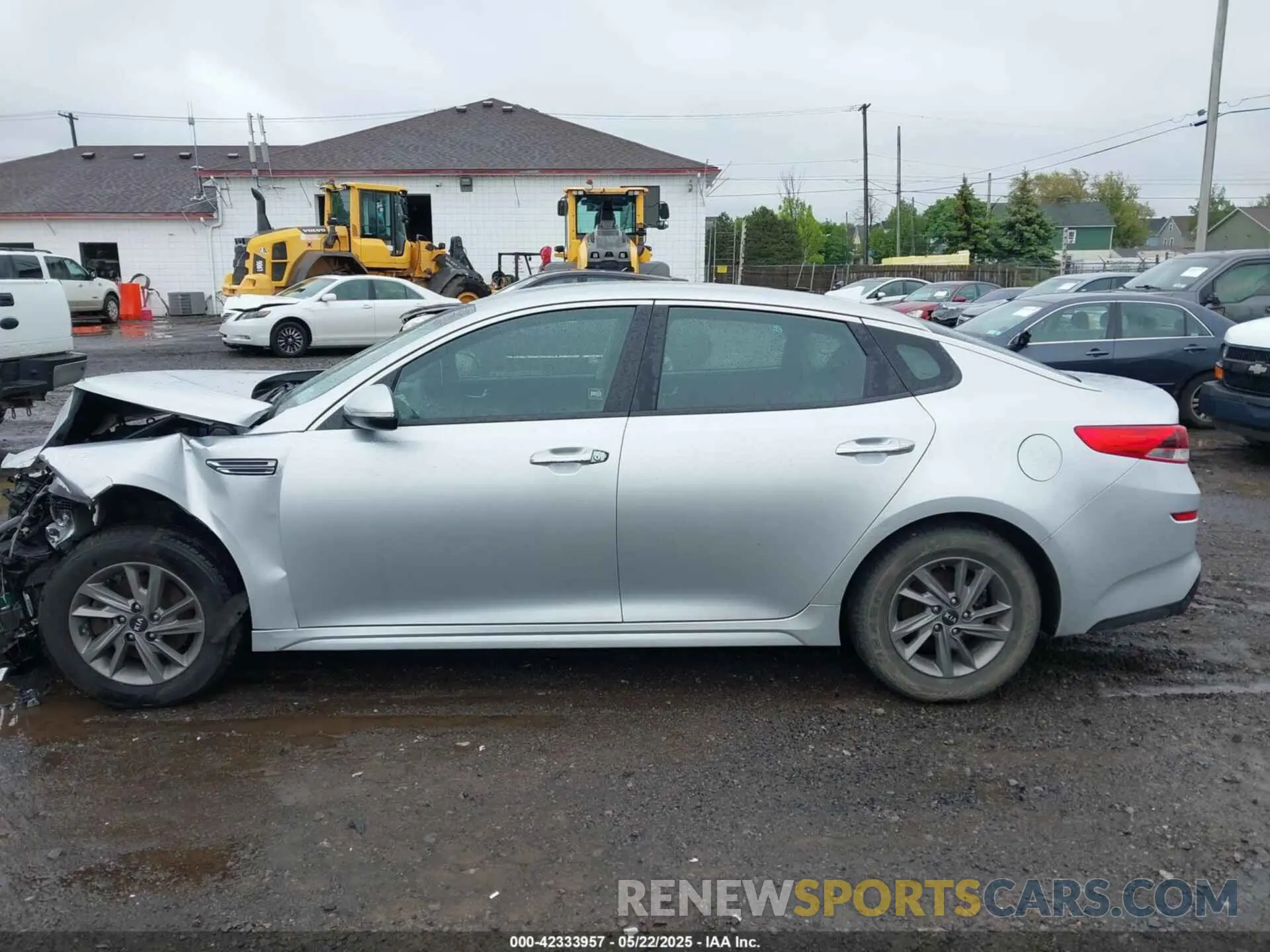 14 Photograph of a damaged car 5XXGT4L37LG400711 KIA OPTIMA 2020