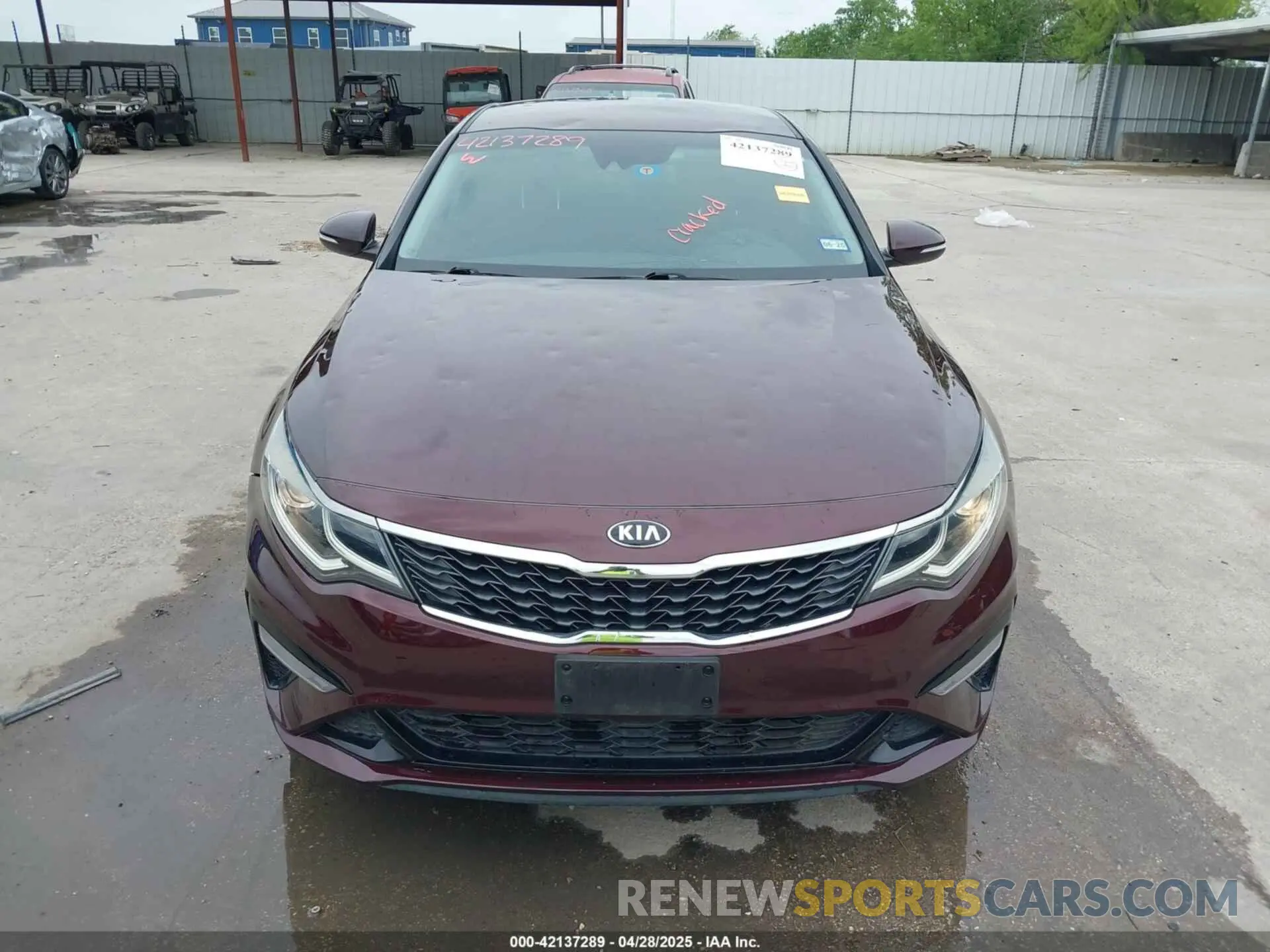 12 Фотография поврежденного автомобиля 5XXGT4L37LG402118 KIA OPTIMA 2020