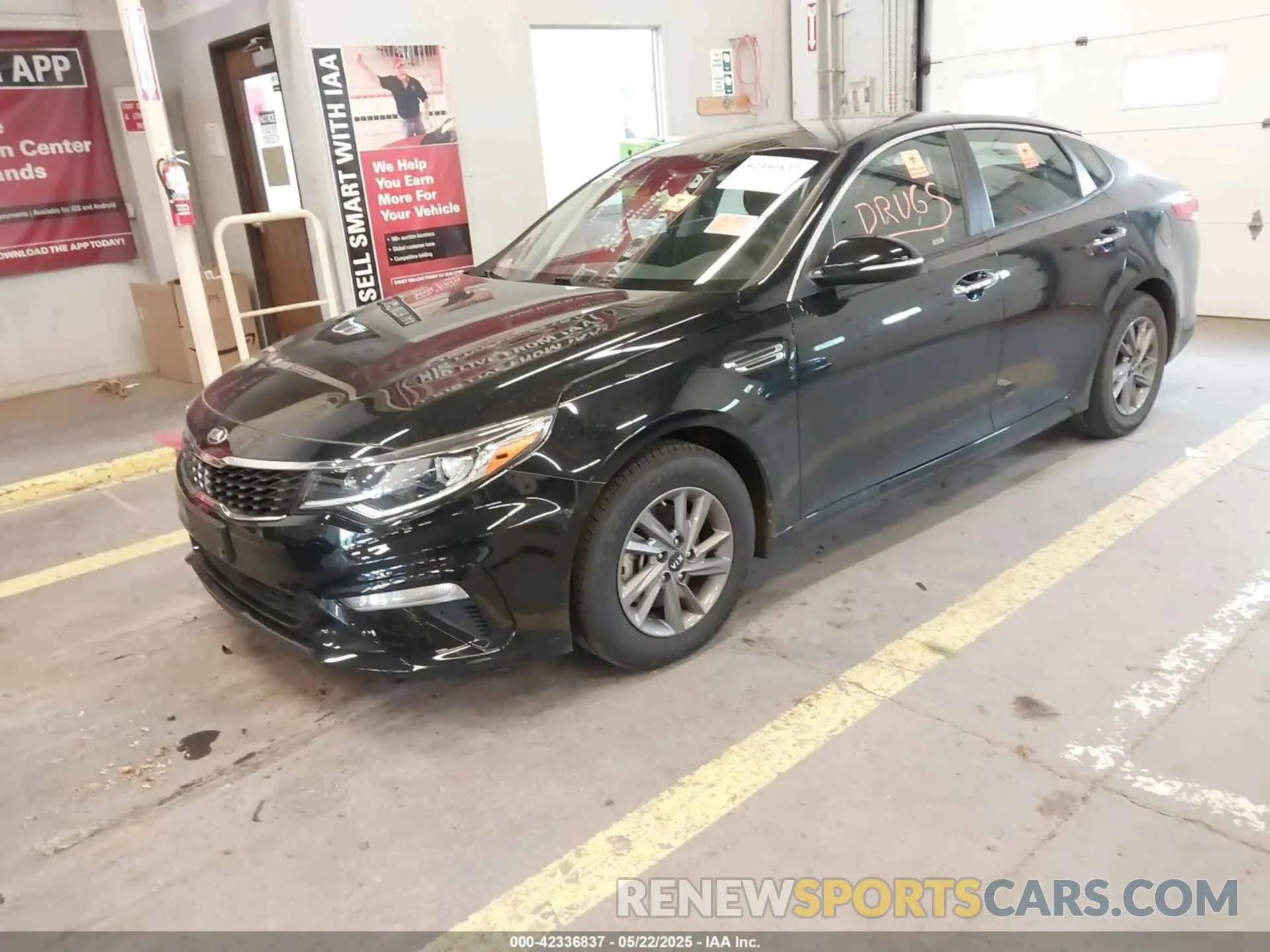 2 Фотография поврежденного автомобиля 5XXGT4L37LG422014 KIA OPTIMA 2020