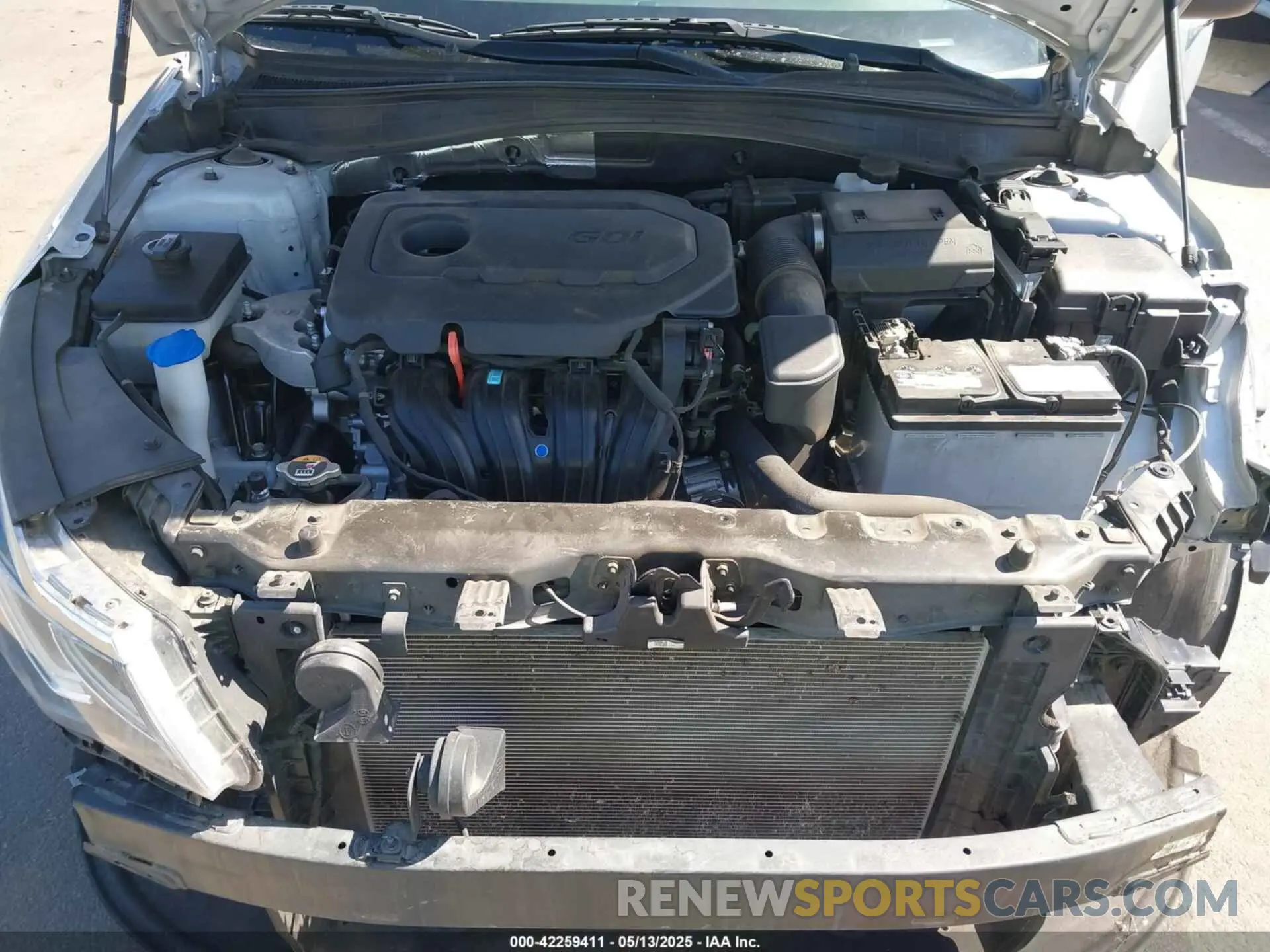 10 Photograph of a damaged car 5XXGT4L37LG442134 KIA OPTIMA 2020