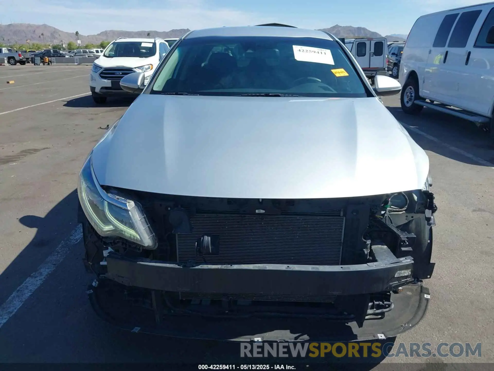 13 Photograph of a damaged car 5XXGT4L37LG442134 KIA OPTIMA 2020