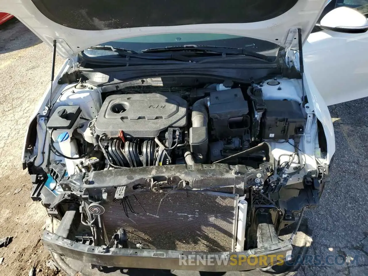 11 Photograph of a damaged car 5XXGT4L38LG387595 KIA OPTIMA 2020