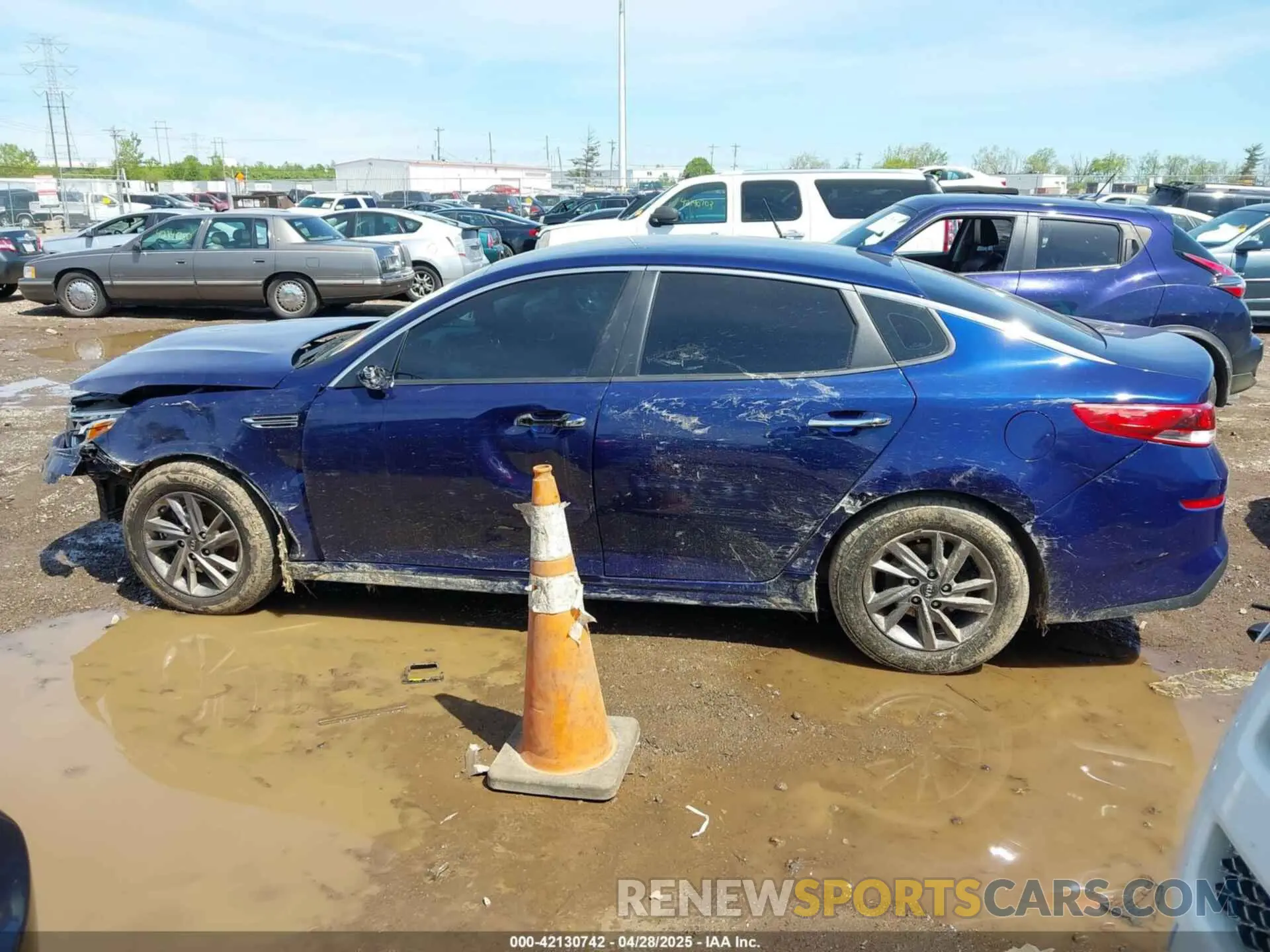15 Photograph of a damaged car 5XXGT4L38LG407103 KIA OPTIMA 2020