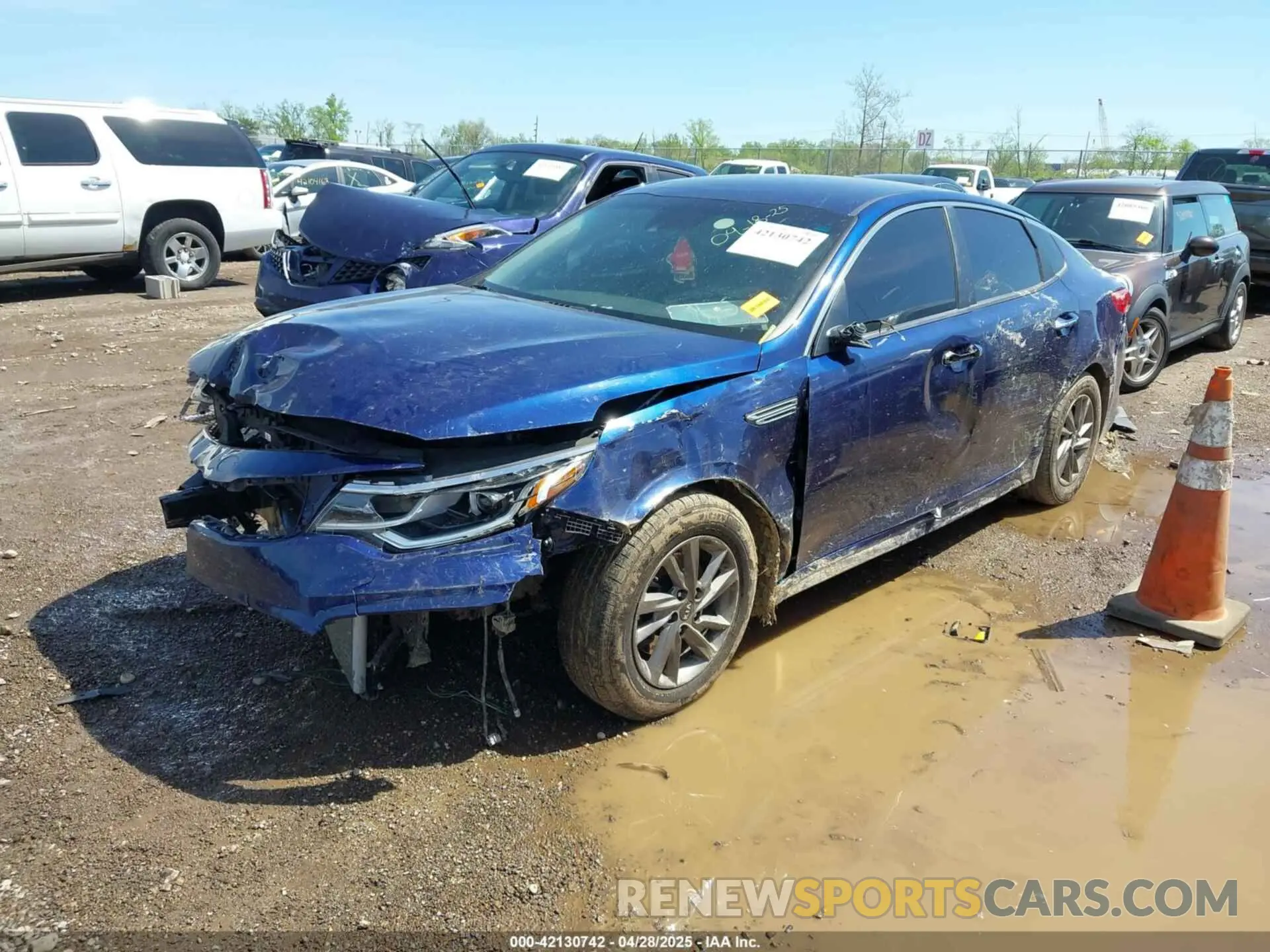 2 Photograph of a damaged car 5XXGT4L38LG407103 KIA OPTIMA 2020